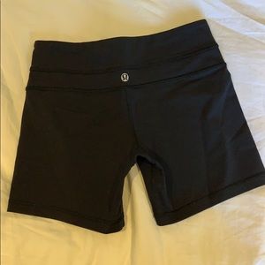 lululemon athletica Other - BLACK SIZE 2 LULULEMON SHORTS lululemon athletica Other - BLACK SIZE 2 LULULEMON SHORTS
